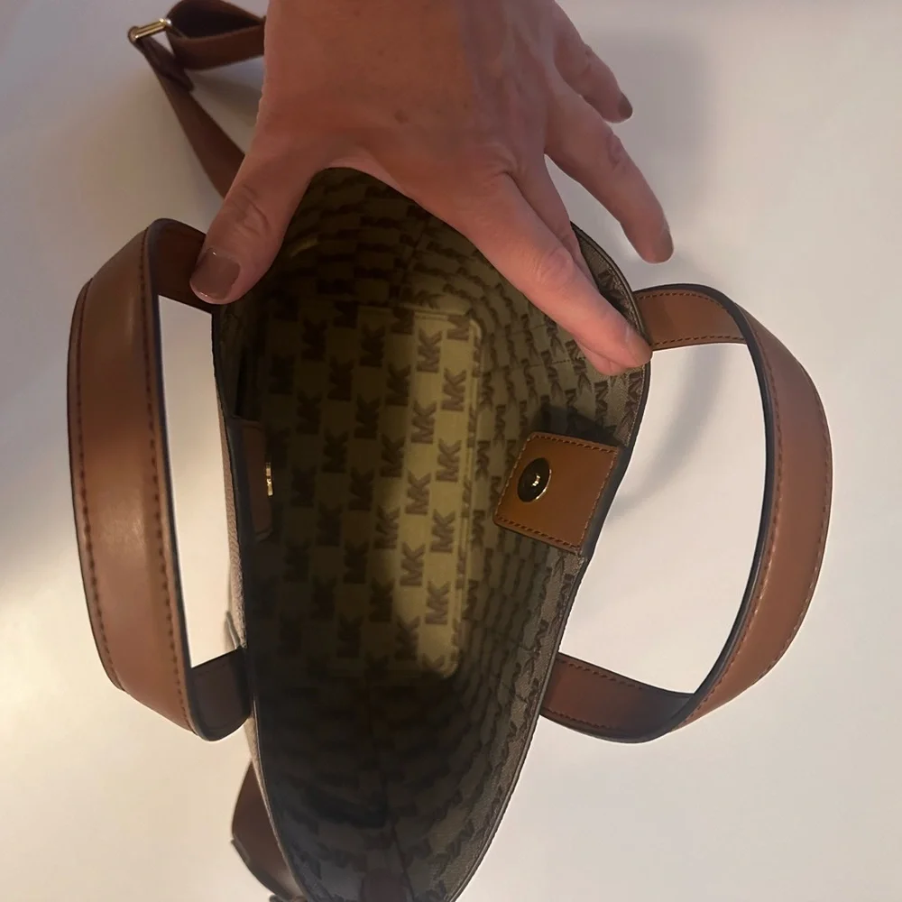 Michael Kors Hadleigh Small Double Handle Tote Bag in Luggage Leather